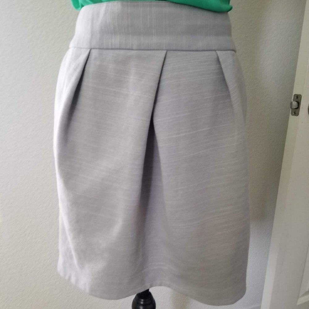 Banana Republic Gray Skirt with Pockets